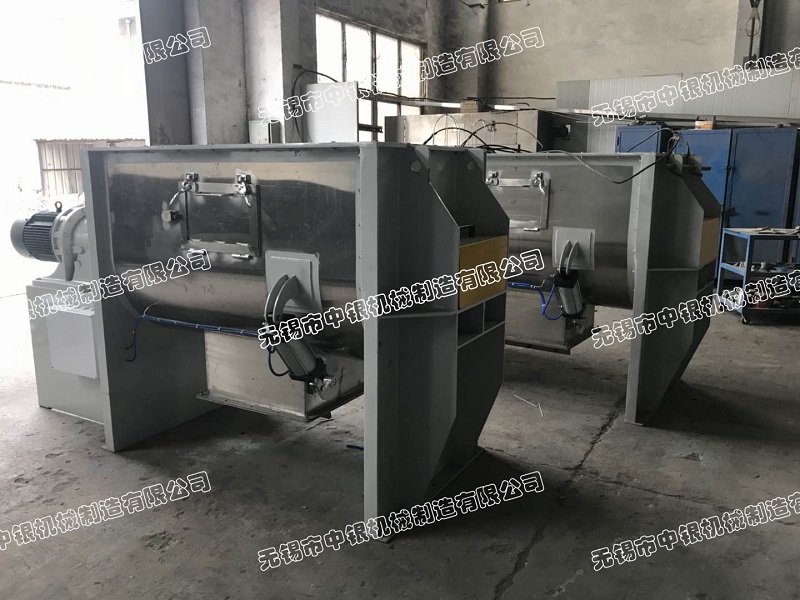 無錫中銀兩臺(tái)1000L螺帶混合機(jī)成功發(fā)往安徽合肥