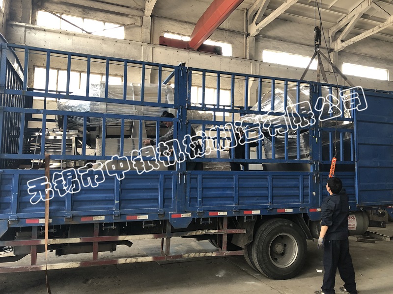 無錫中銀2000L二維混合機(jī)成功發(fā)往美國